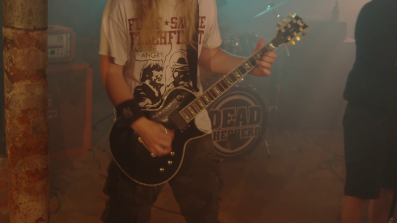 Dead Shepherd - Licht und Kompass