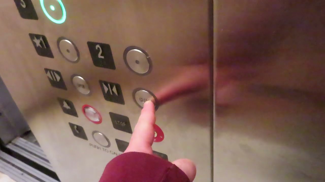 Dover Hydraulic Elevator (Modded By Otis) At HomeTowne Studios Irving (With elevatortimes)