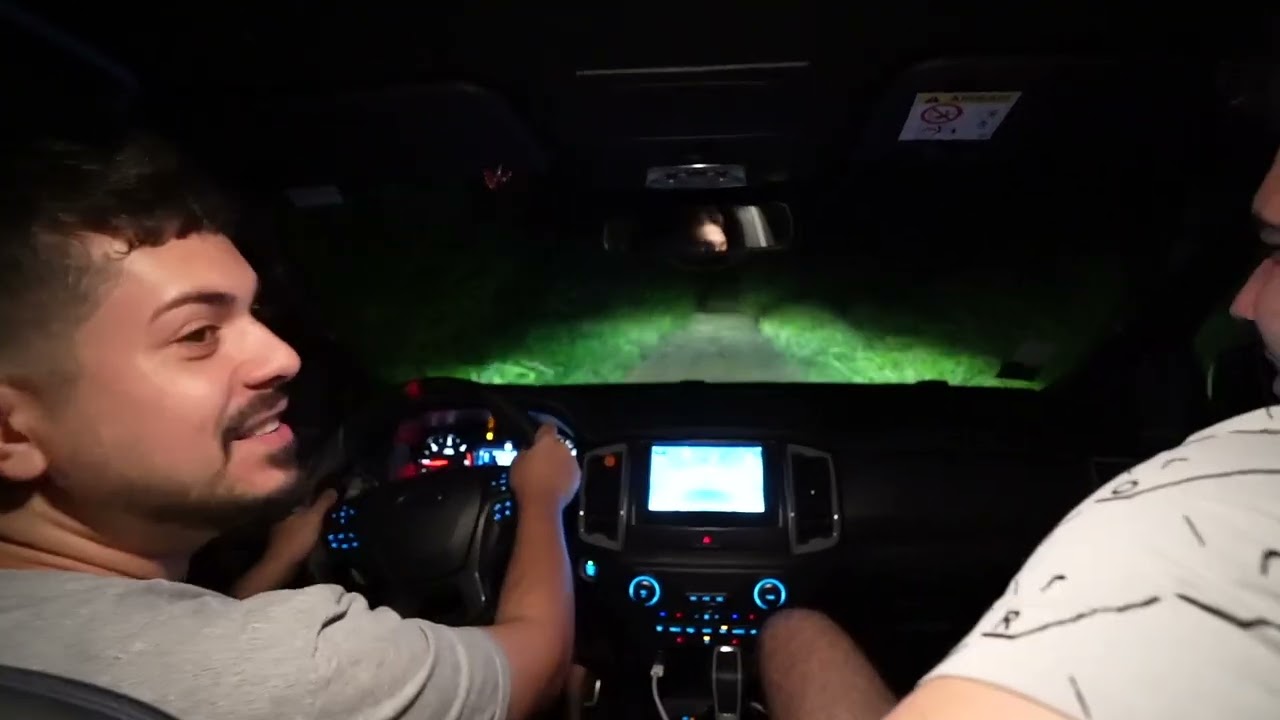 RANGER RAPTOR PERFORMANDO NA TERRA