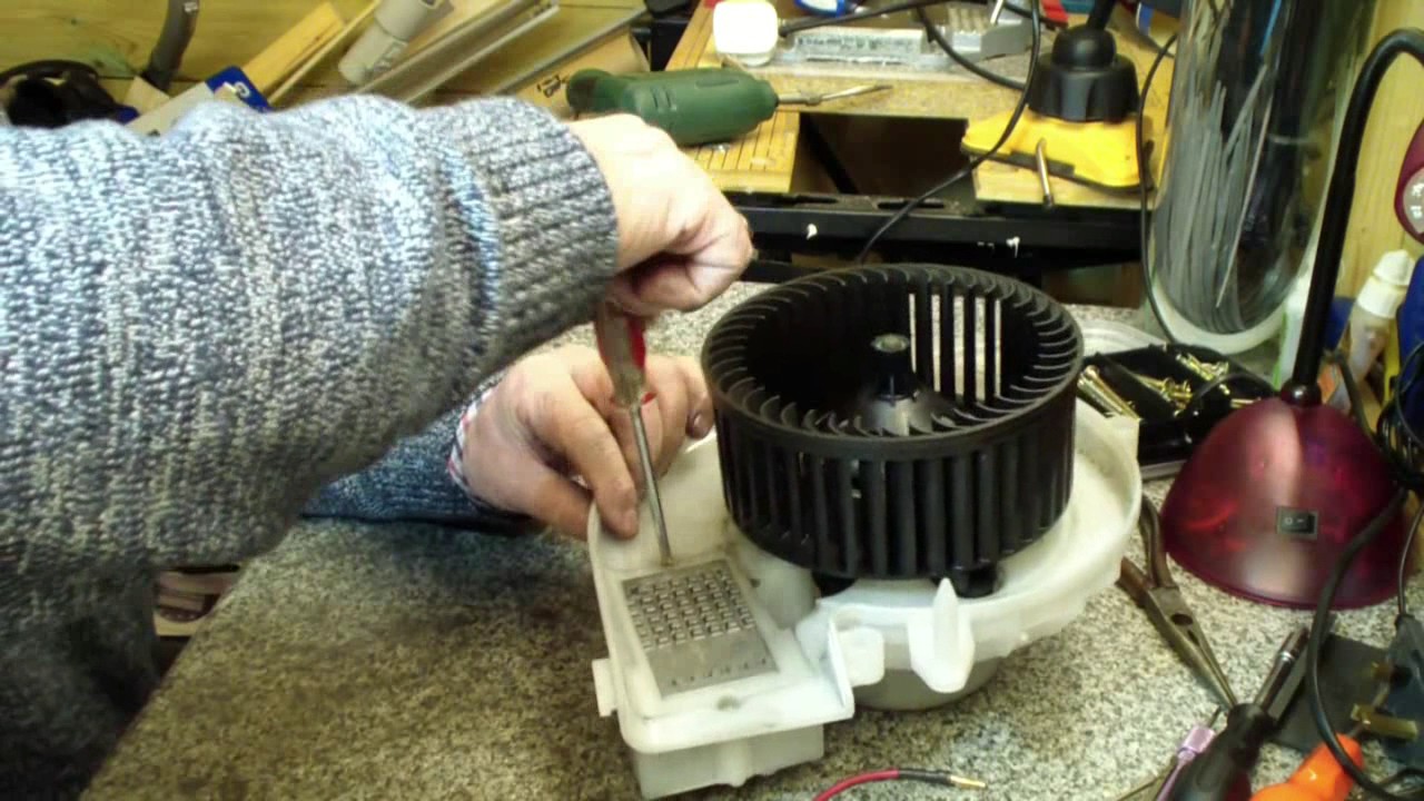 SLK200 Repair Ventilation fan motor - Save almost £500