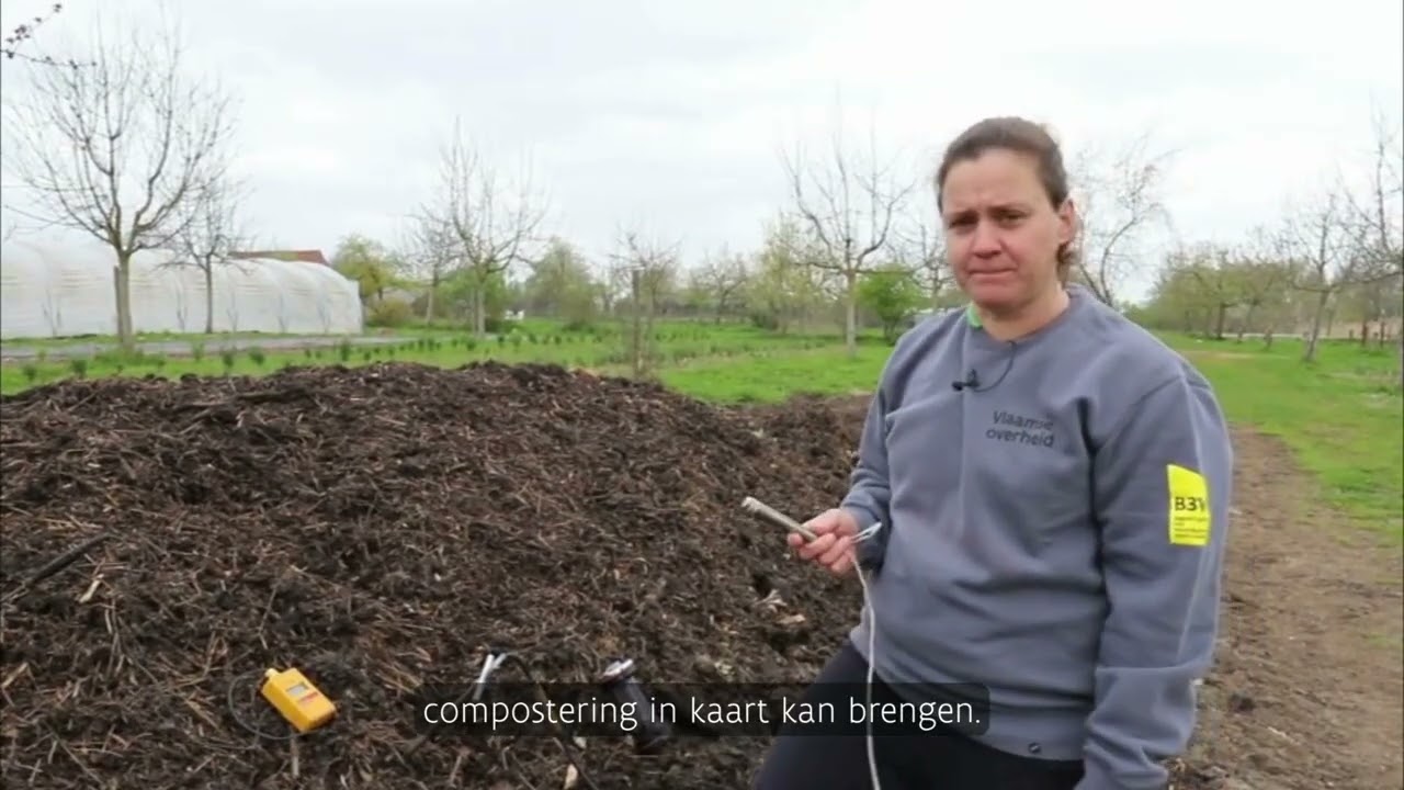 Boerderijcompostering op bioboerderij Oogstappel