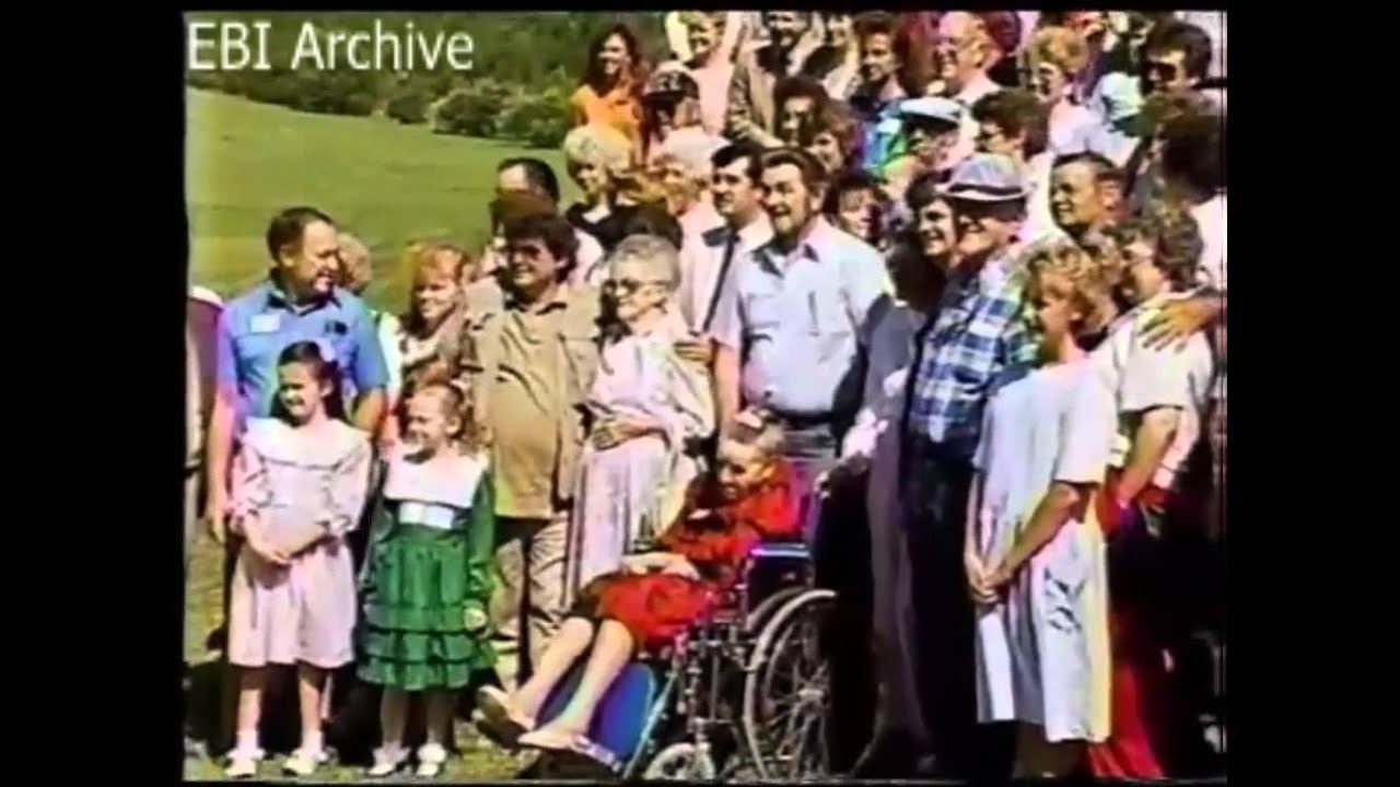 Everly Brothers International Archive : This Week In Country Music 1988