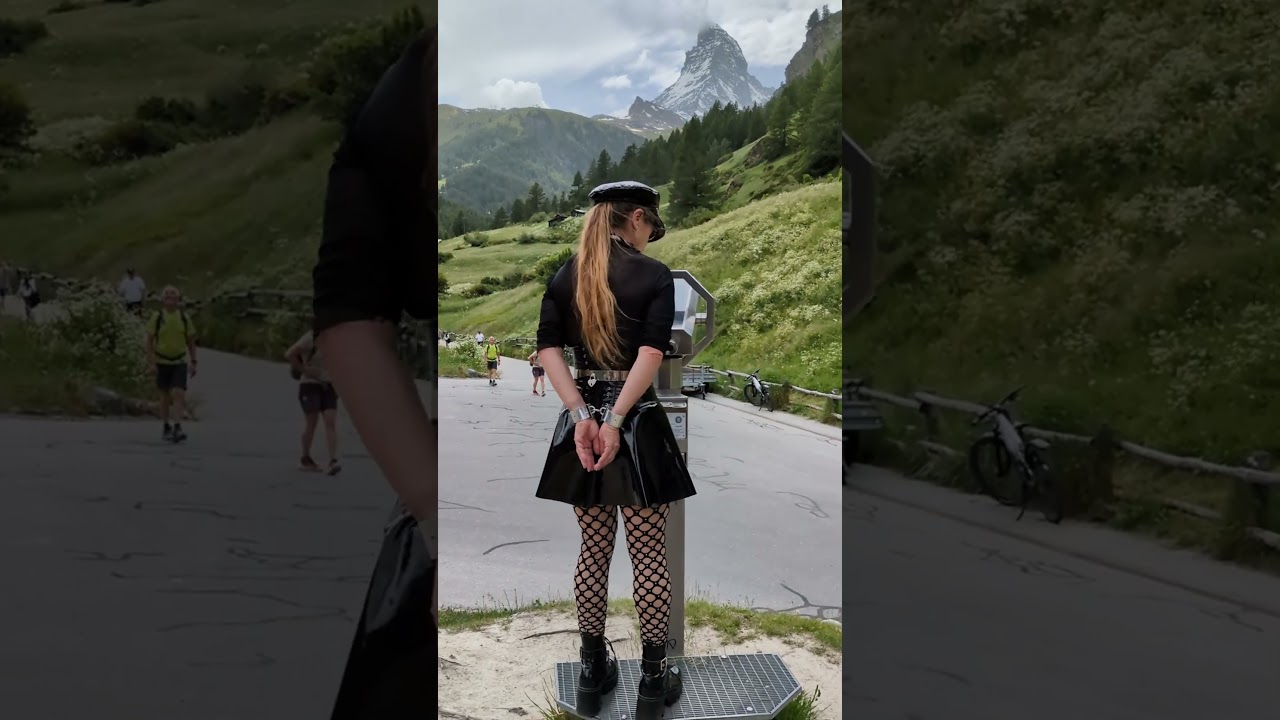 Subbi marvels at the Matterhorn / Subbi bestaunt das Matterhorn - Zermatt