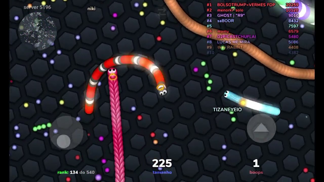 A parte principal do slither.io [FÚRIA] Cobra coral [BR] ⚫️⚪️⚫️🔴🔴🔴🔴.