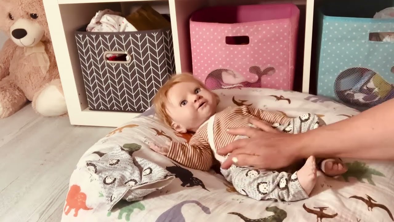 NURSERY Reborn et change de MIKA silicone