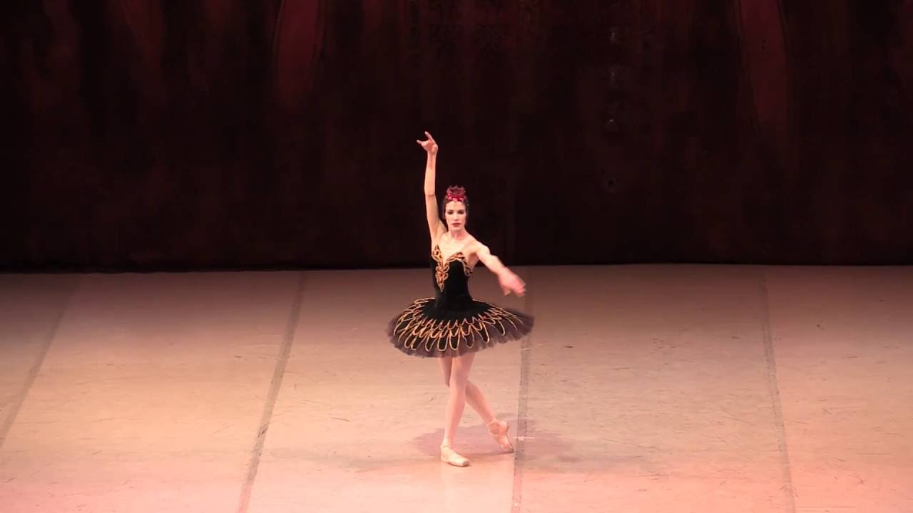 BLACK SWAN Estheysis Menendez and Dani Hernandez