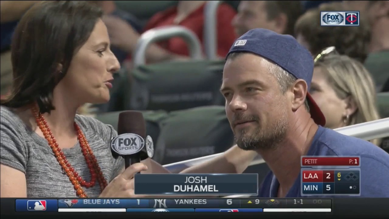 Actor Josh Duhamel spotted on kiss cam at Twins game