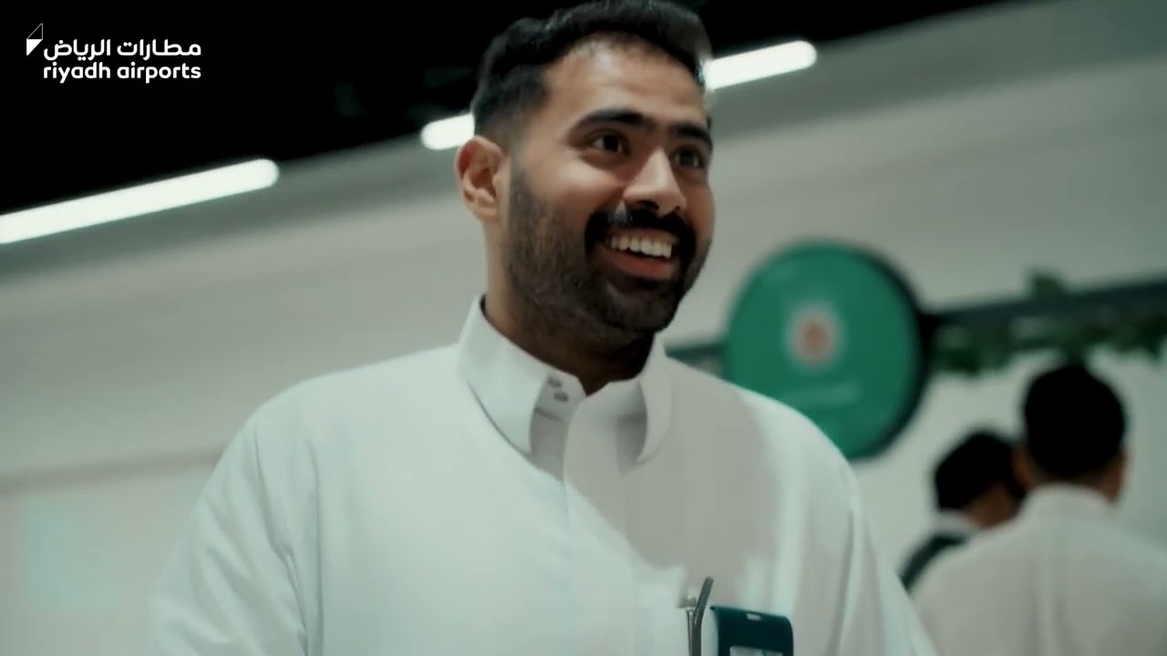 القهوة تجمعنا مع منسوبي مطارات الرياض في اليوم العالمي للقهوة