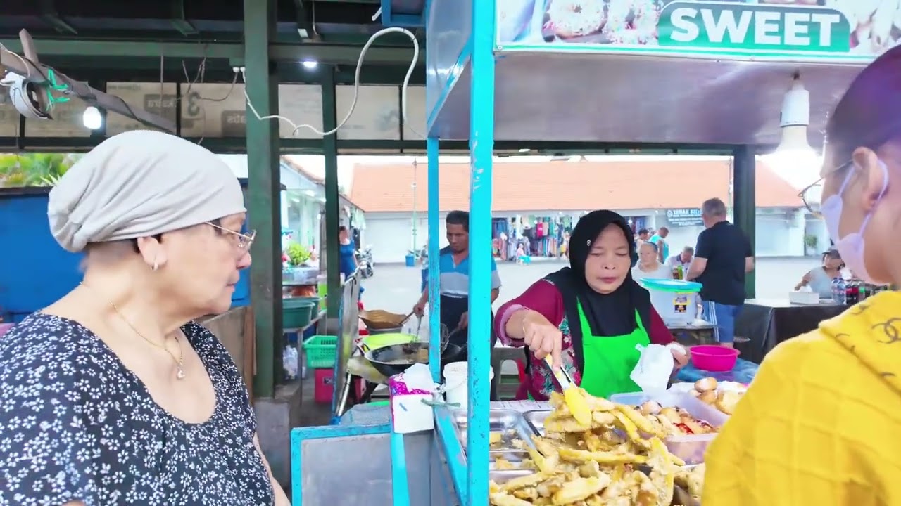 Night Market Gedang Goreng Bali