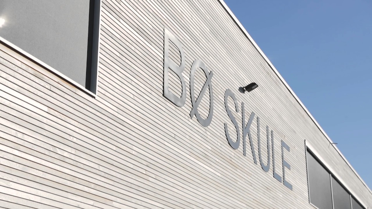 Bø skule - skole i sedertre