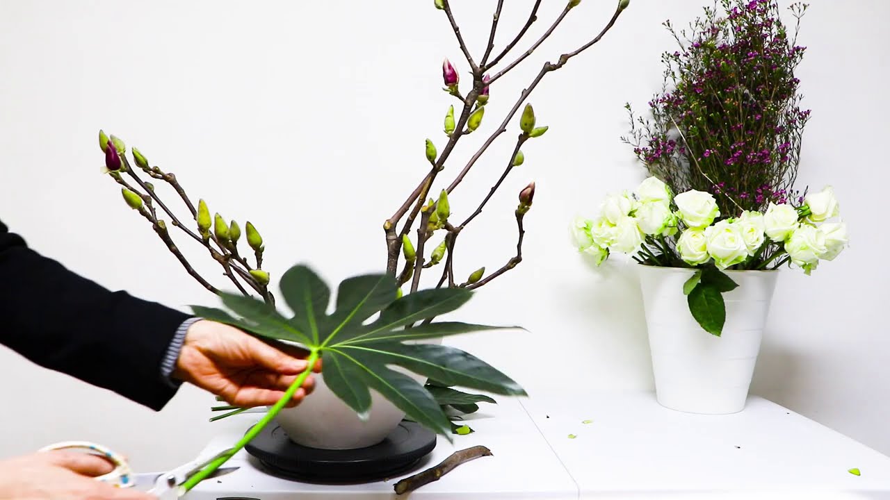 성전 꽃꽂이/church flower arrangement /숭고한 사랑 감사합니다.