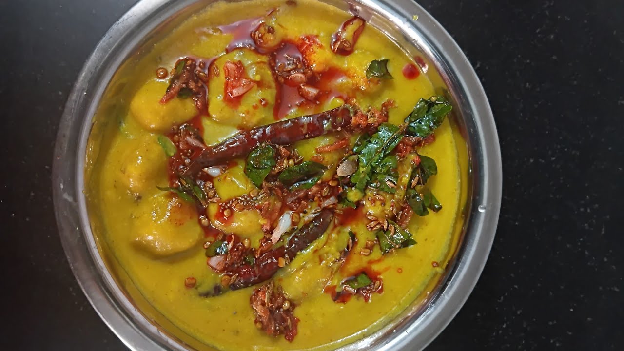 ढाबे वाली पकौड़ा कढ़ी 