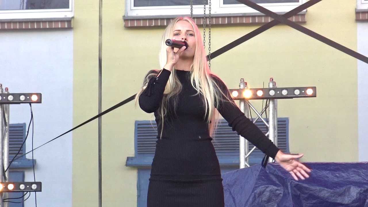 Wiola Kupis - Dla Ciebie LIVE (Monika Urlik)