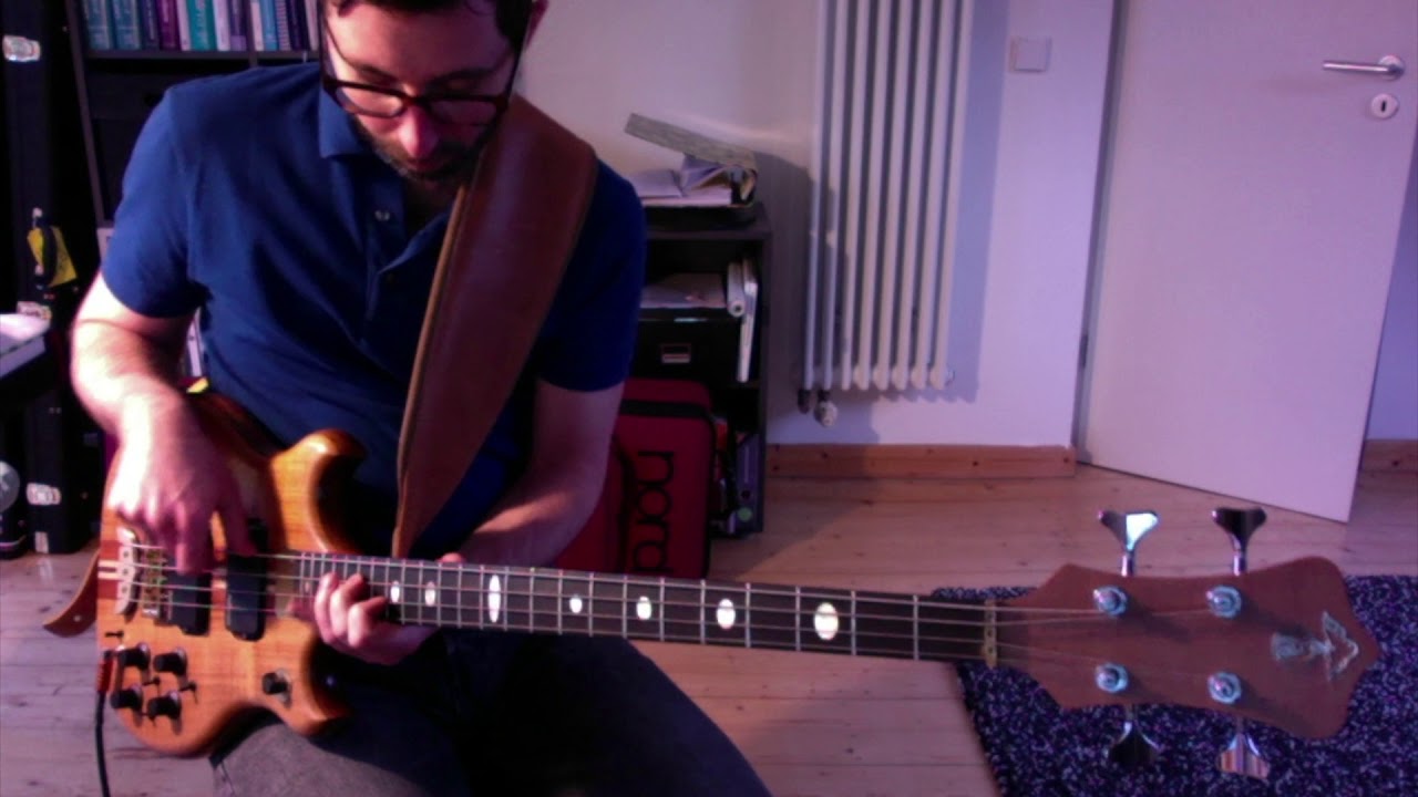 Bass Cover - 