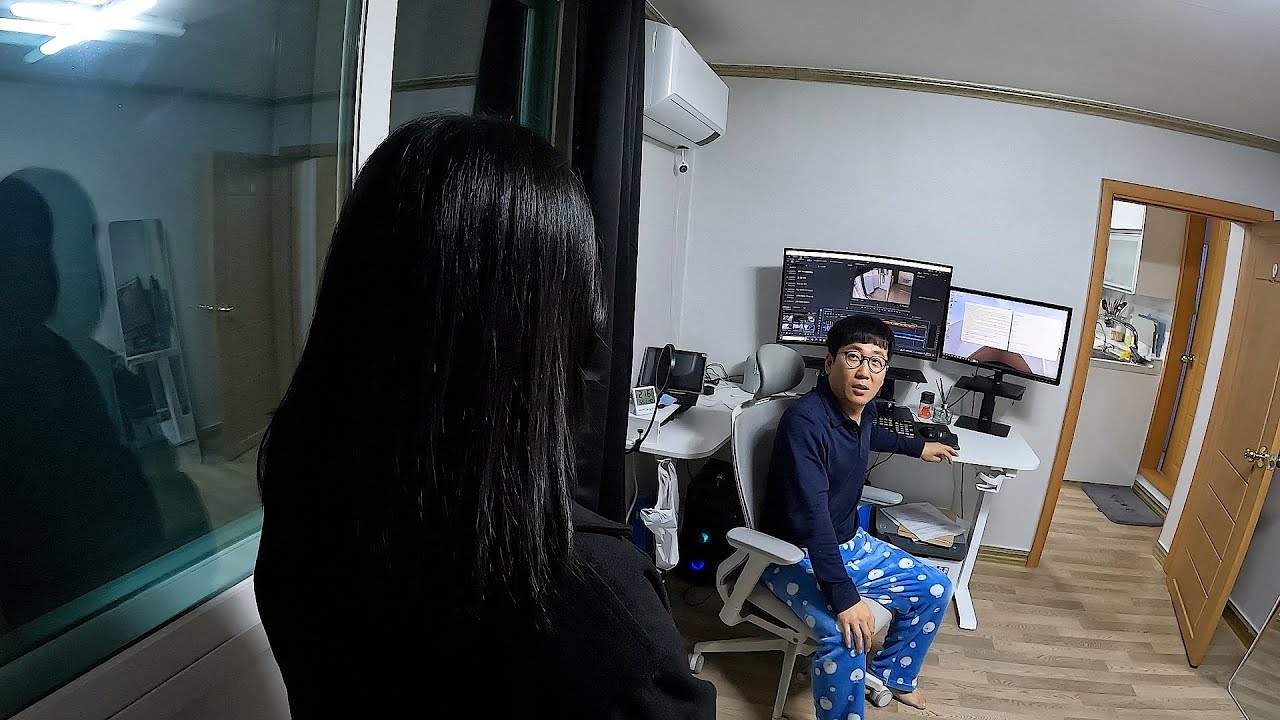 밤 늦게 그녀가 집으로 찾아왔읍니다