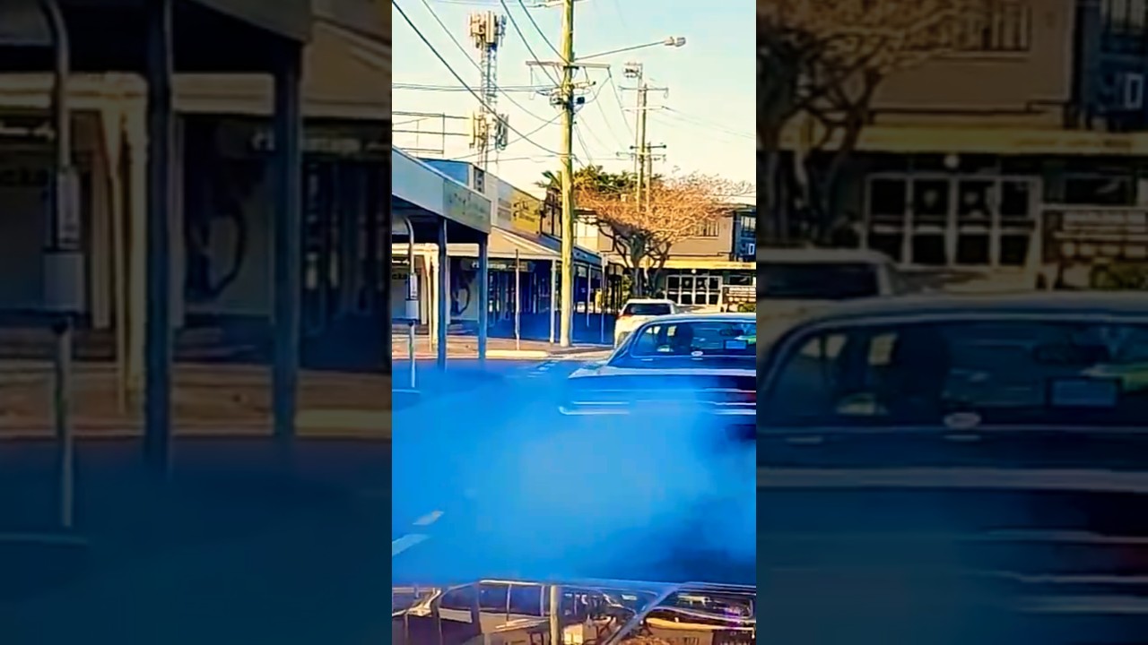 Burnout - Charger RT - Rolling shots - Mopar or No Car! - Aussie Car Shows