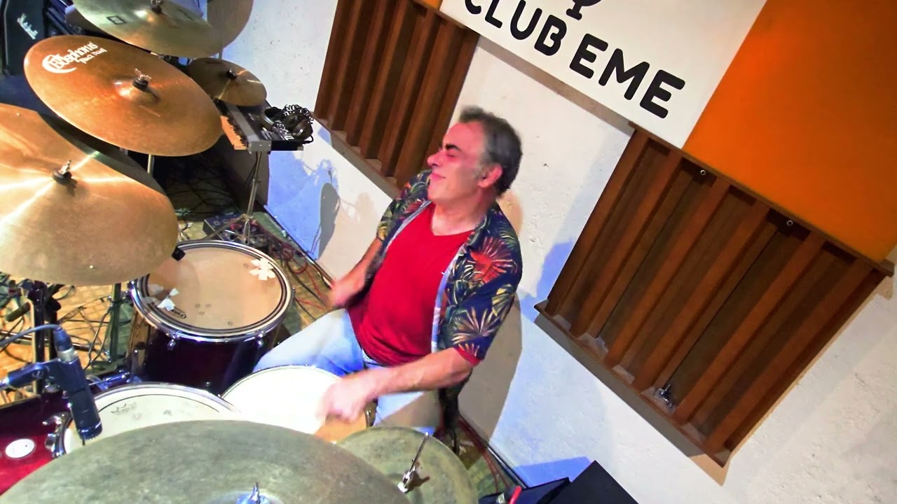 OSCAR GIUNTA DRUM SOLO
