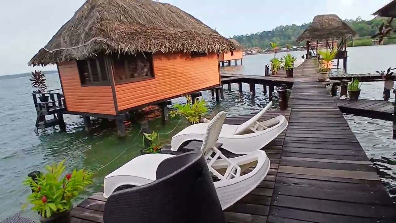 Bocas del Toro Islas Panama. eclypse de Mar bungalow