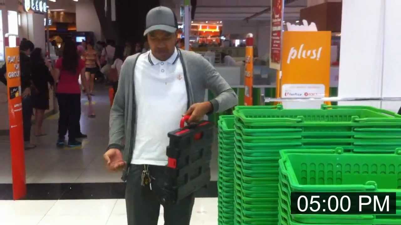 Future Supermarket Shopping Experience