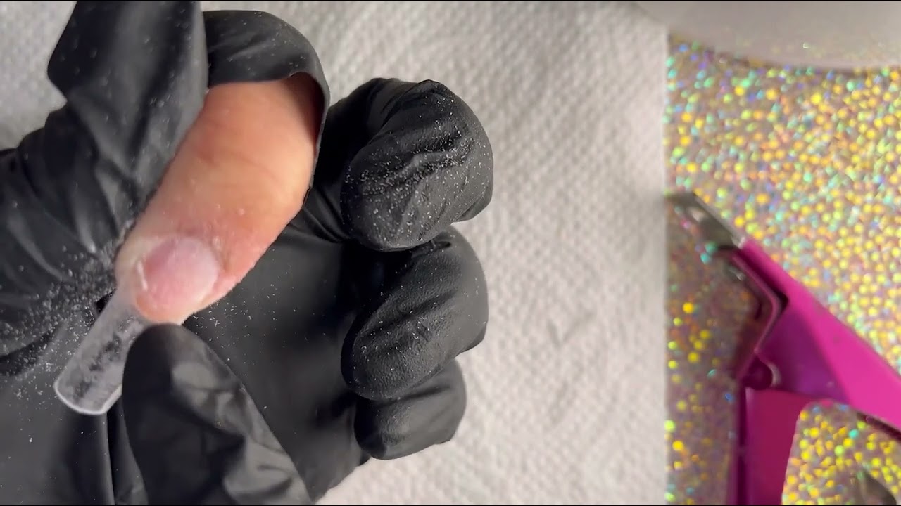 Tuto Pose d’ongles gel capsule incrustation paillettes