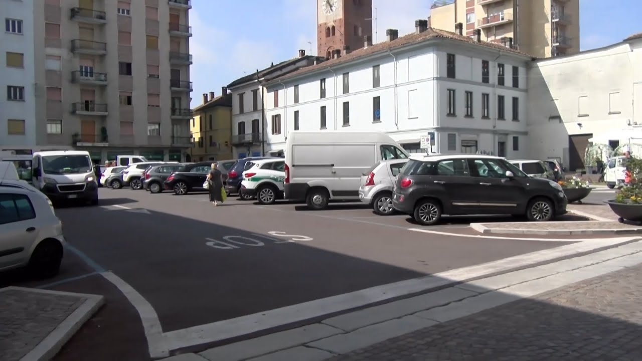 Sicurezza a Mortara, l'allarme in piazza Silvabella: 