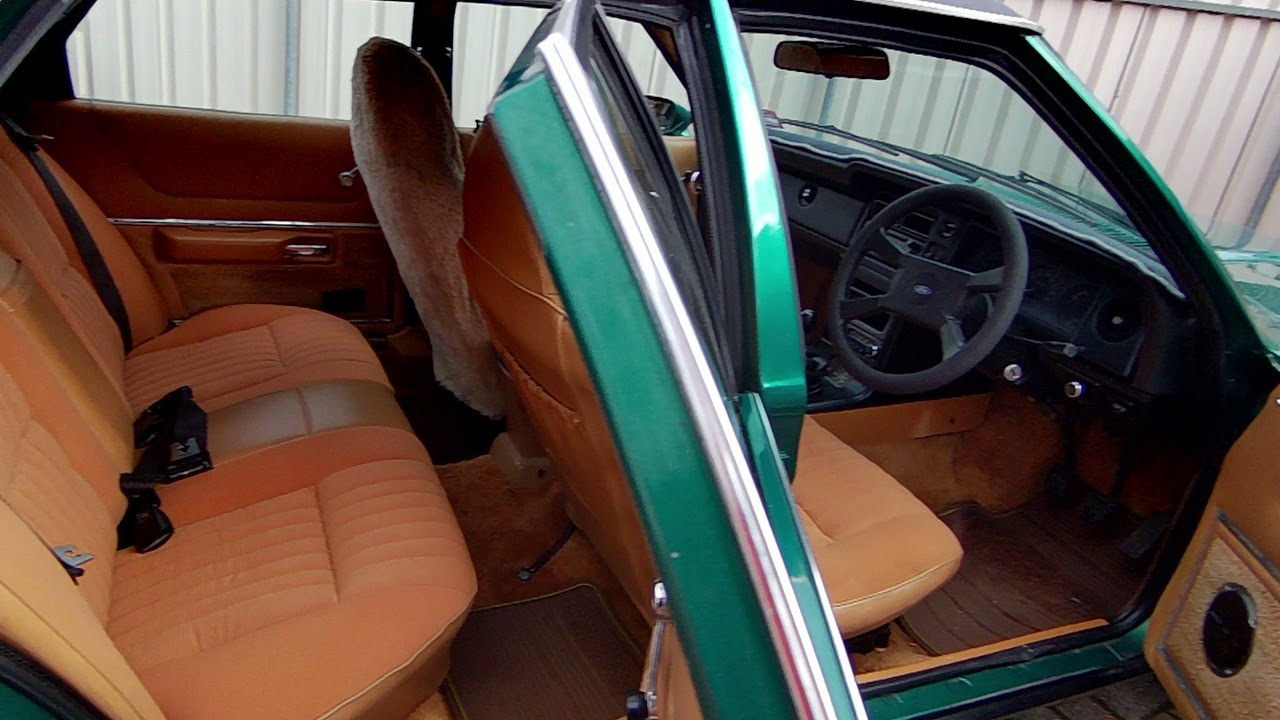 TE Cortina Ghia.