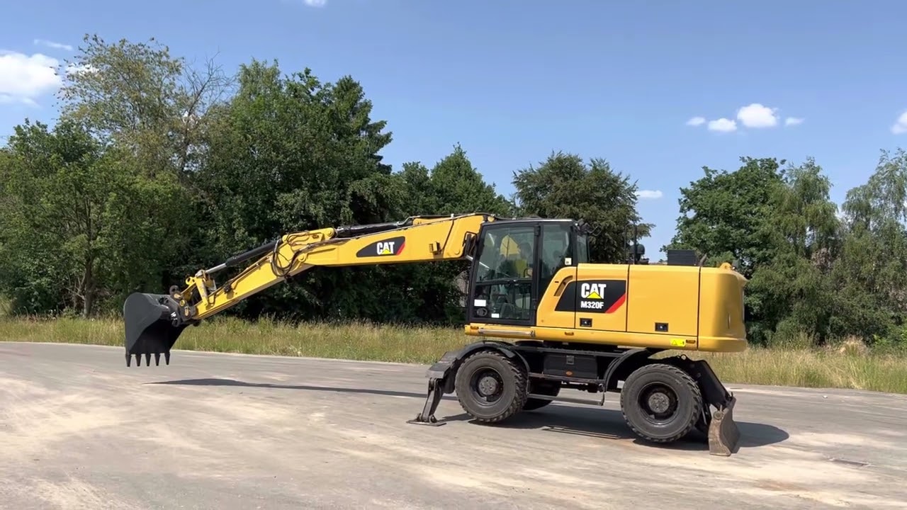 Caterpillar M320F Mobile Excavator - Year: 2017 (Refnr. BM5213) New Tyres / New Bucket