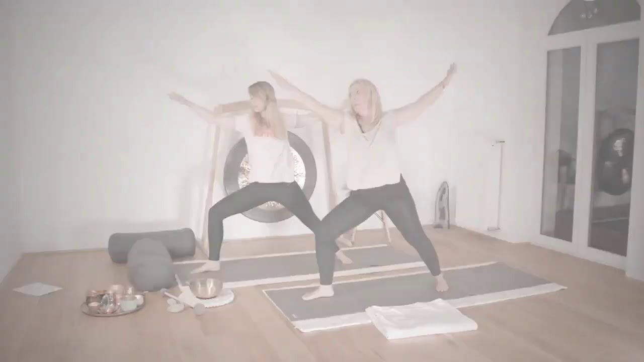 Emily Hess®-Klangyoga (Trailer) mit Kim Schmid