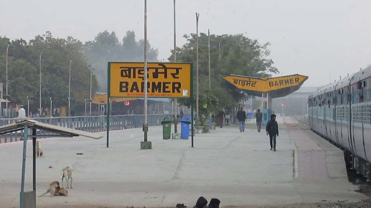 TRAIN to INDIA's LAST STATION! BARMER - MUNABAO Passenger departing Barmer, Rajasthan!