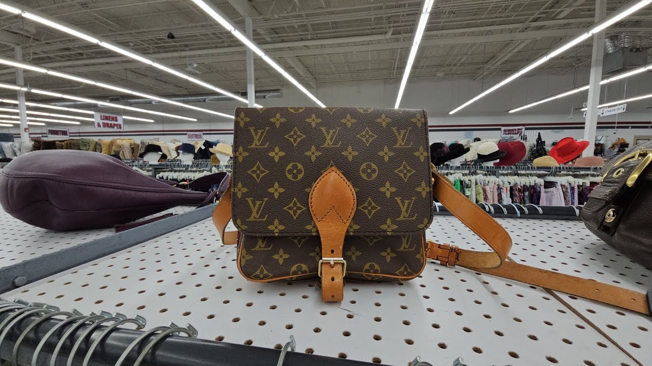 MISSED OPPORTUNITY! Thrift with me at Red, White & Blue!