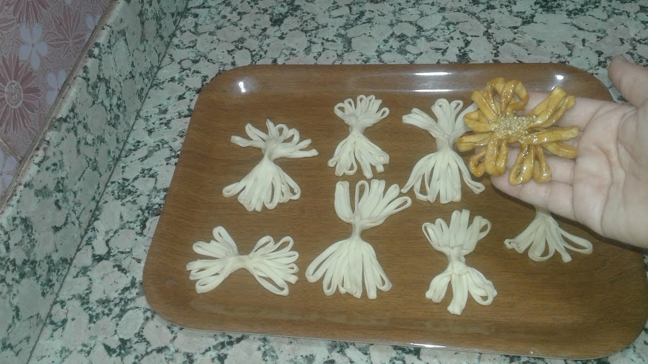 معسلات رمضان2018 👌 قريوش الحزمة بشكل جديد راااائع جداااا سهل واقتصادي مورق وخفيف هش يهبل👌