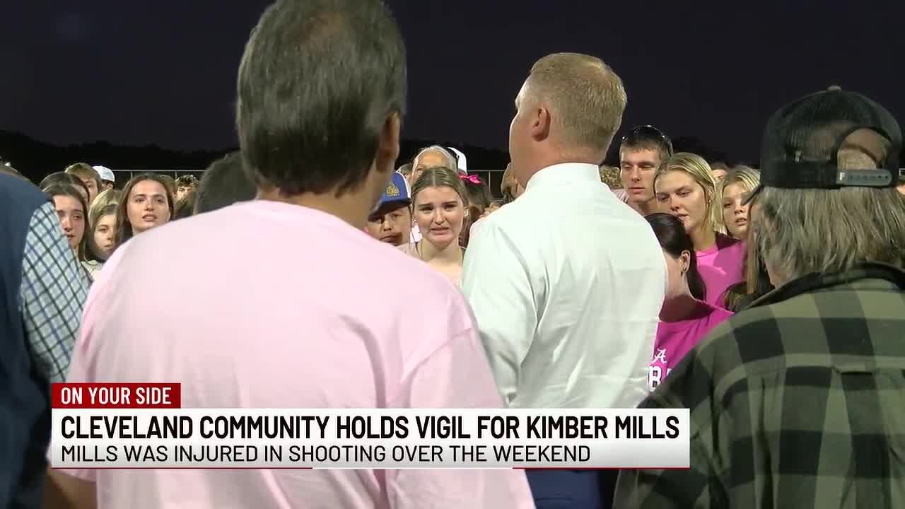 Cleveland community holds vigil for Kimber Mills