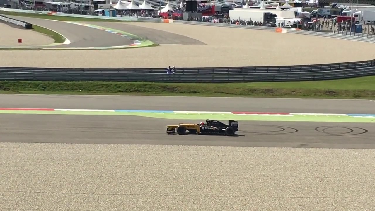 Nico Hulkenberg Renault Donuts Gamma Racing Day 2017