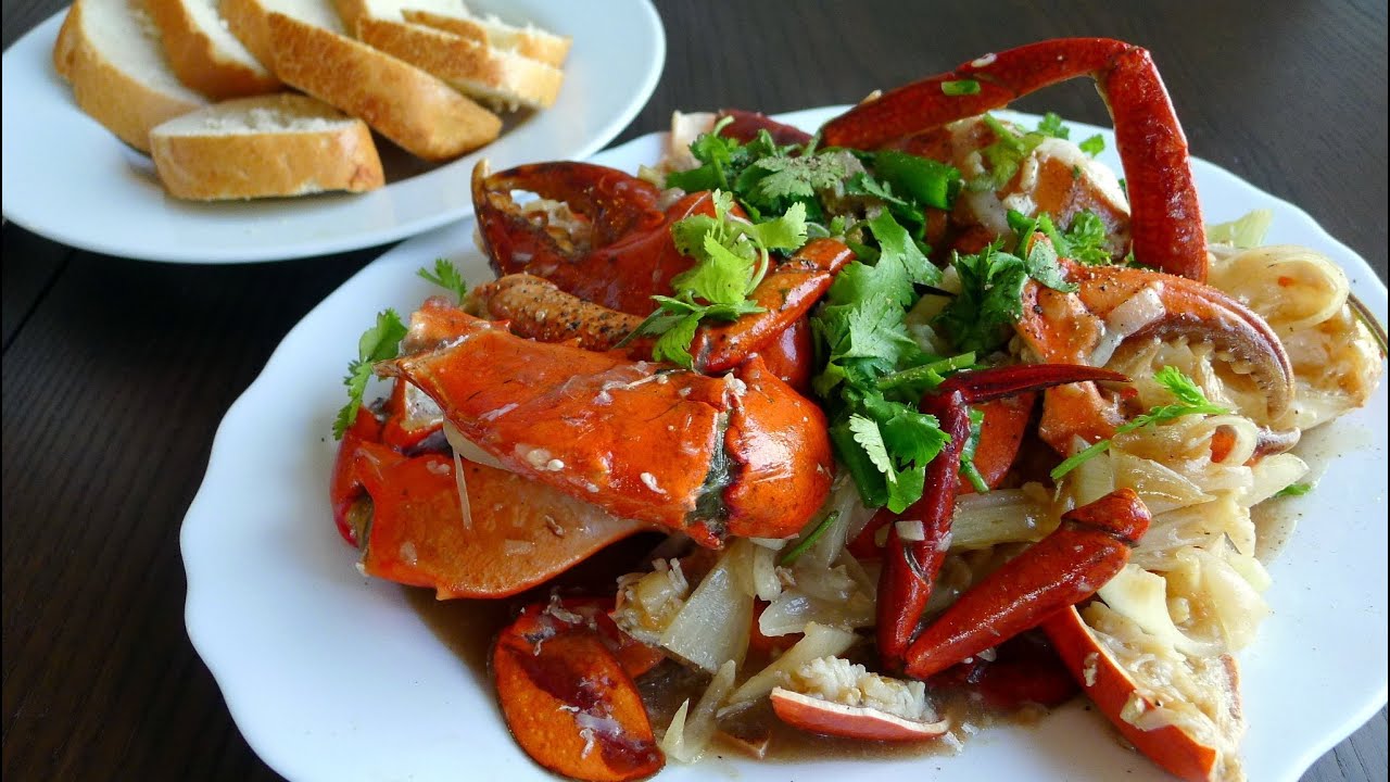 How to make Tamarind Crab - Cua Rang Me | Helen's Recipes
