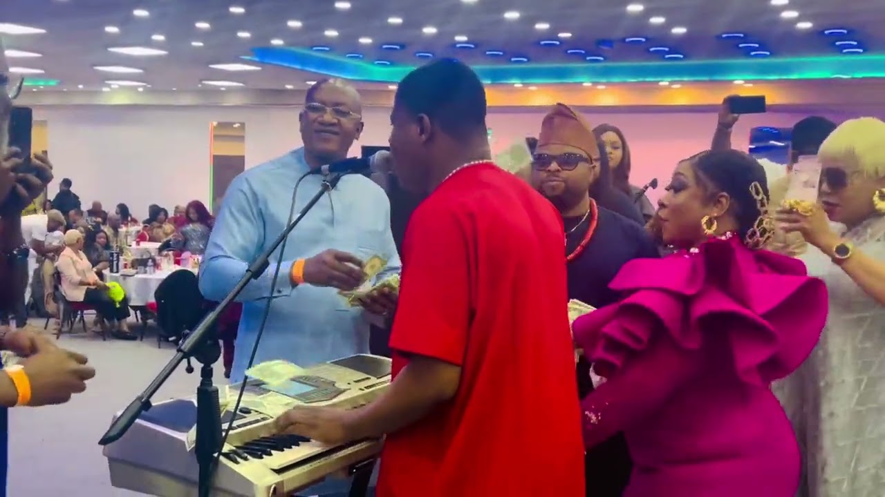 Jerry praise performing in Edo Nimose 2023 UK 🇬🇧 London