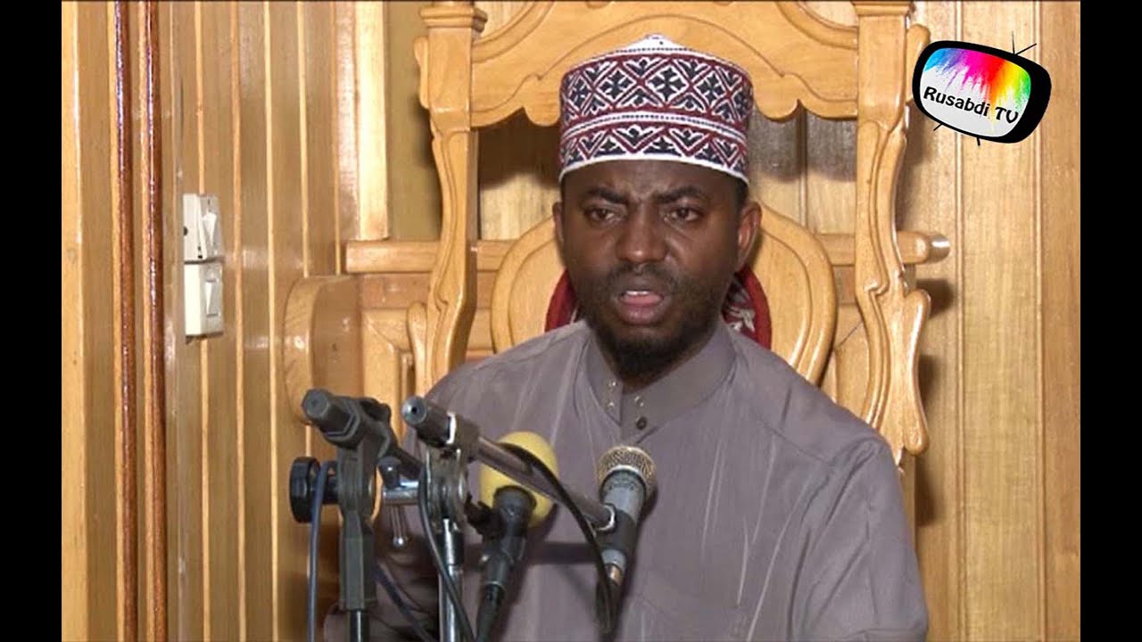 Hari umuntu ureba w'umugore uburyo Imana yamuremye ubwenge bugatakara. By Sh Ally