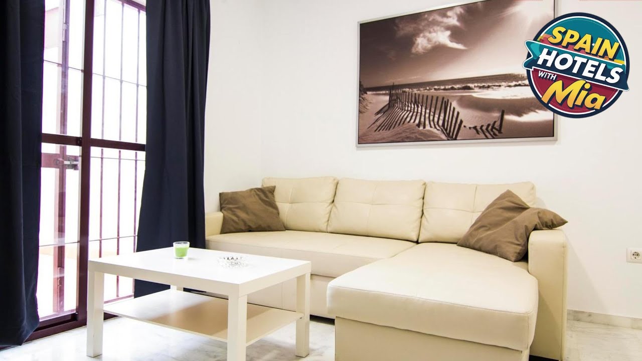 Apartamentos Centro 1 El Puerto de Santa Maria | Puerto Real, Spain | Hotel Review ⭐