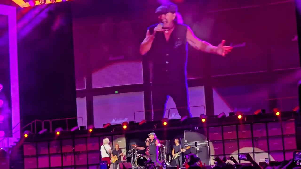 AC/DC - HAVE A DRINK ON ME (PARQUE ESTADIO NACIONAL DE CHILE - 11/03/2026)