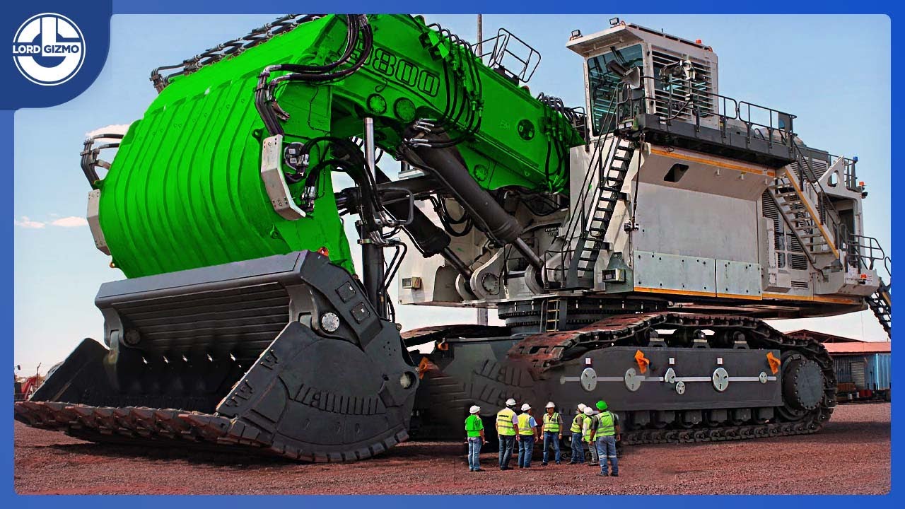 10 Incredible And Powerful Earth-moving Machines That Will Blow Your Mind