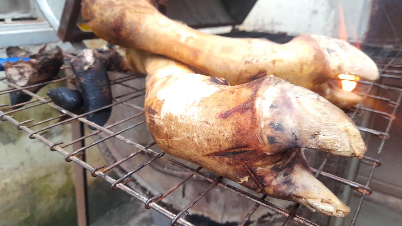 HOW TO REMOVE HAIR FROM COWS FEET | HOW TO CLEAN COW'S FEET
