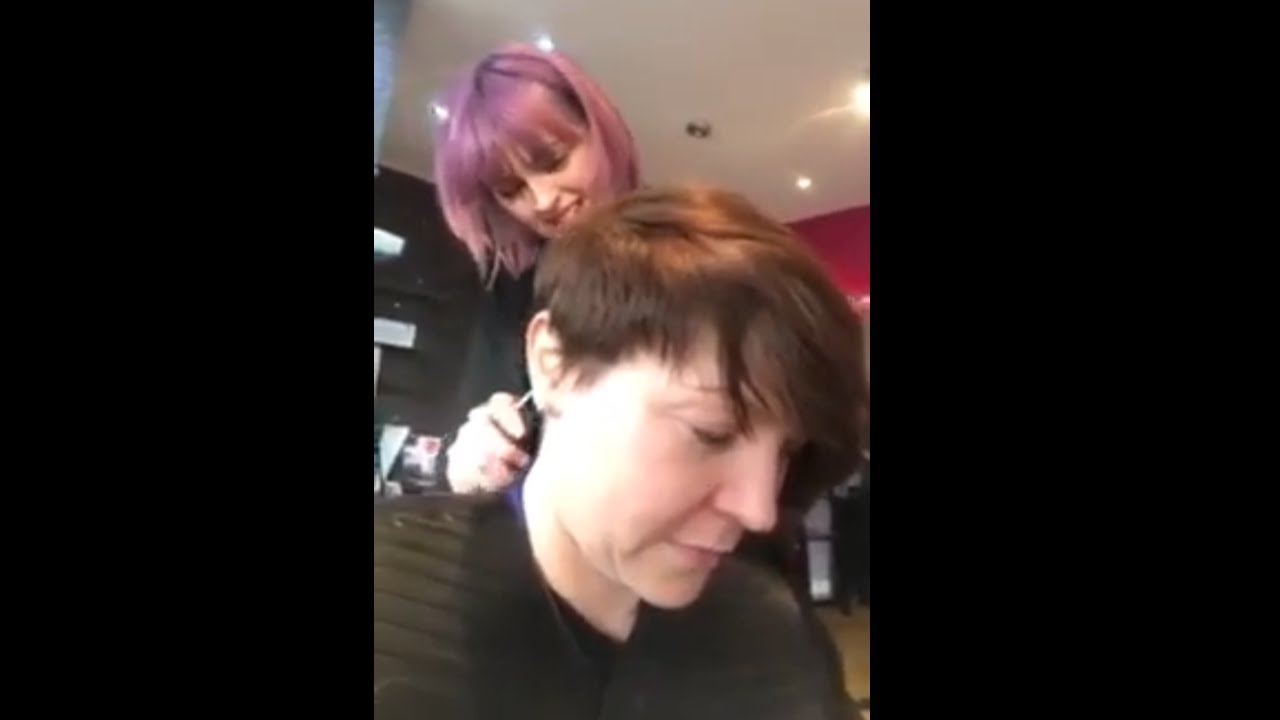 Beautiful Hairdresser Got the Buzzcut by Her Young  Colleague  ‍♀️❤️✨✂️