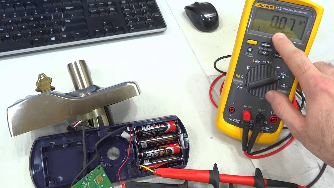 Smart door lock teardown & hack