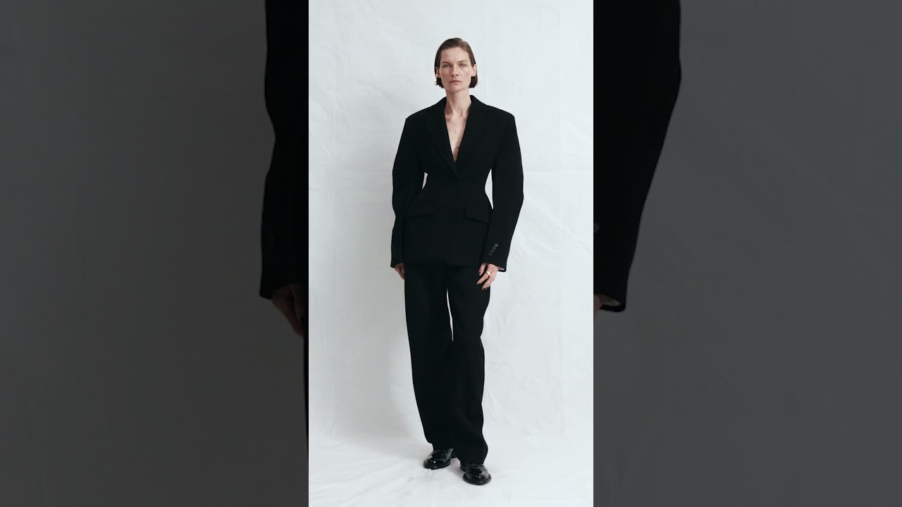 The Fall Winter 2025 Womenswear collection by Sarah Burton