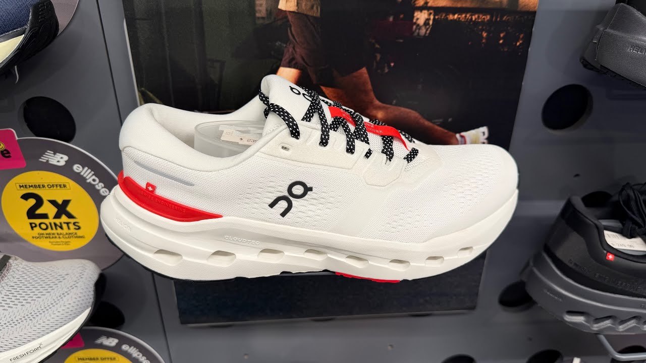 ON Cloudrunner 3 (Ivory/ Robin) - Style Code: 3MG10074351