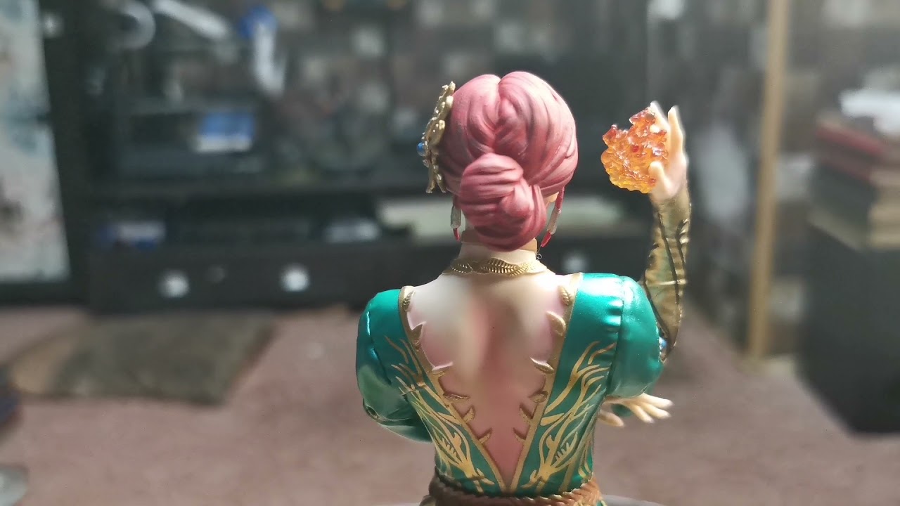 колекционная фигурка DarkHorse Triss Merigold The 