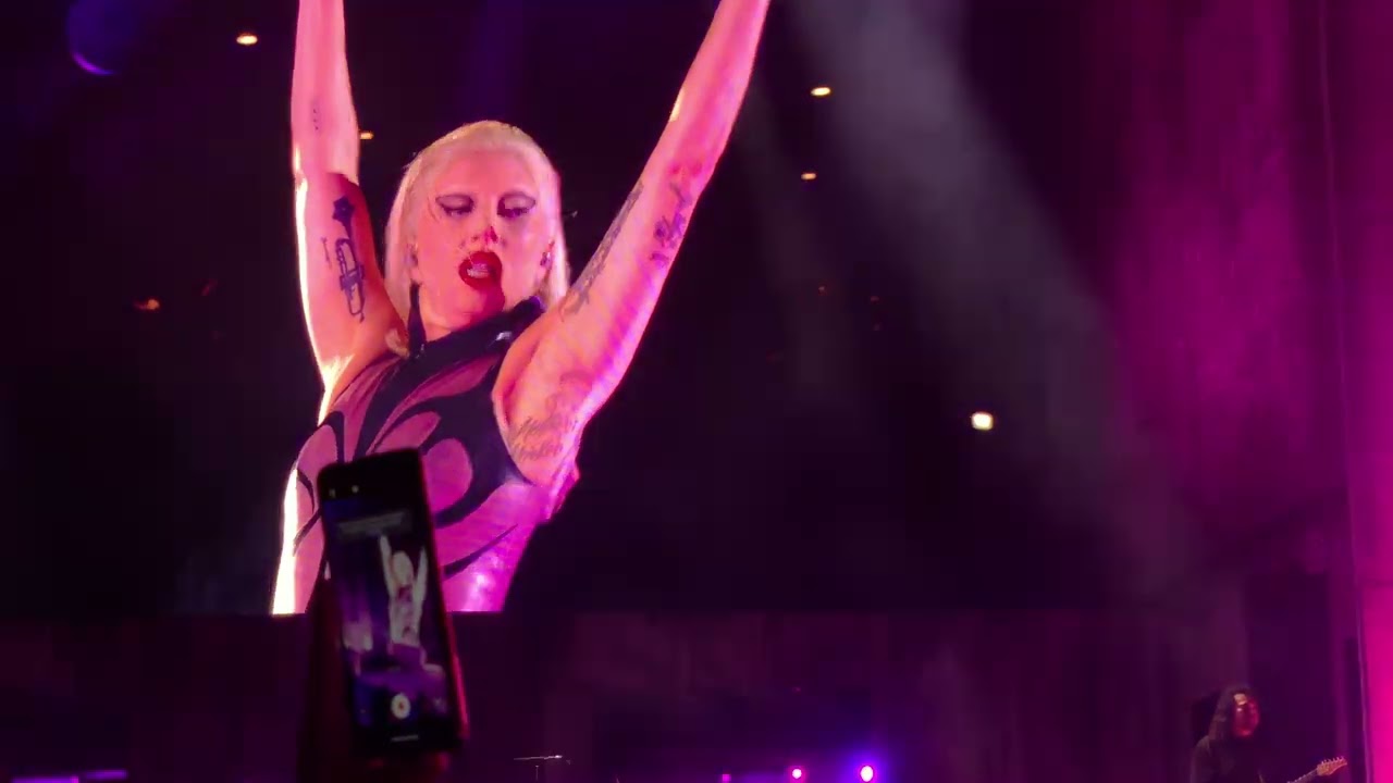@LadyGaga - Enigma (Chromatica Ball / Chicago) [4K]