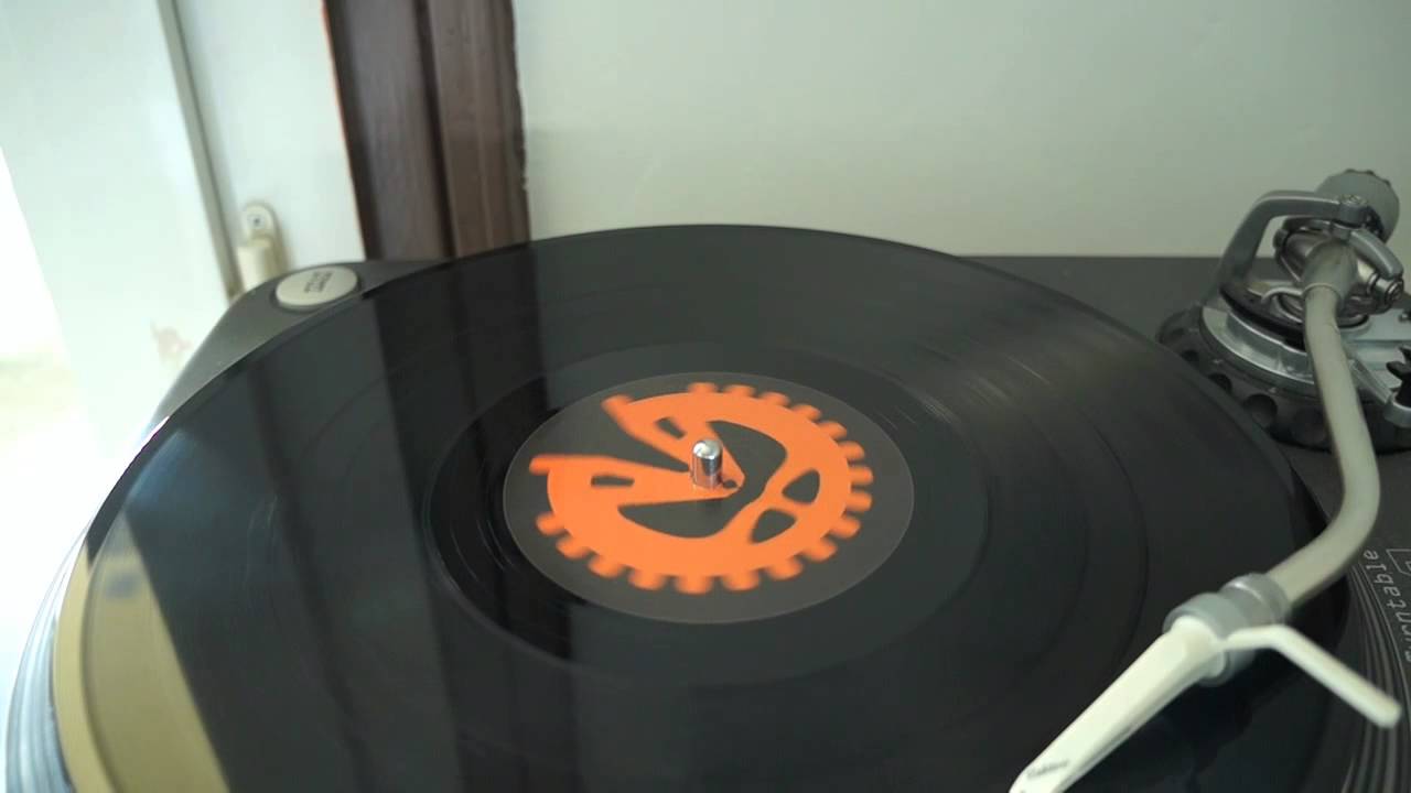Curley Music 03 - B - Curley - Playing With Voices