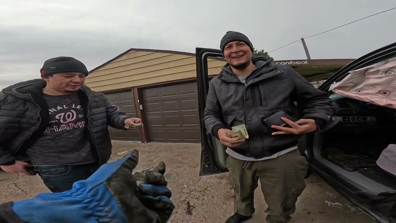 A day in the life of a Tow Truck Driver!