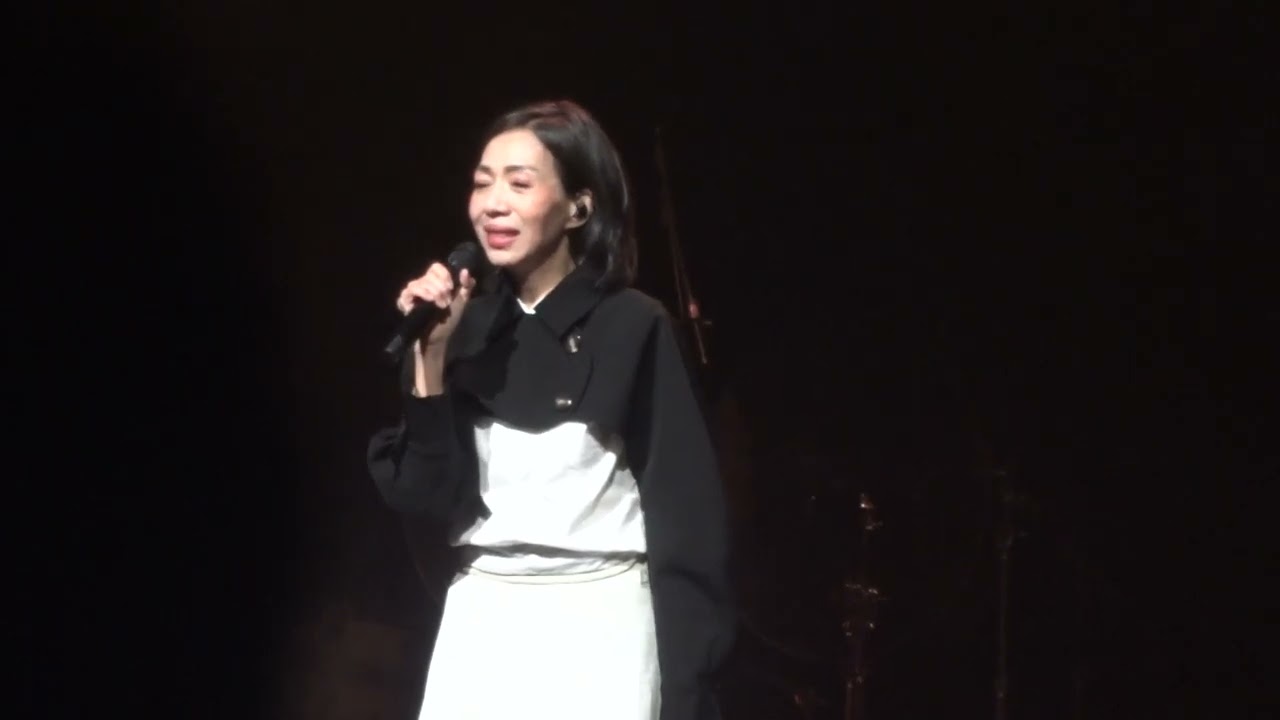 240105萬芳 - 半袖（「願陽光照耀」演唱會）