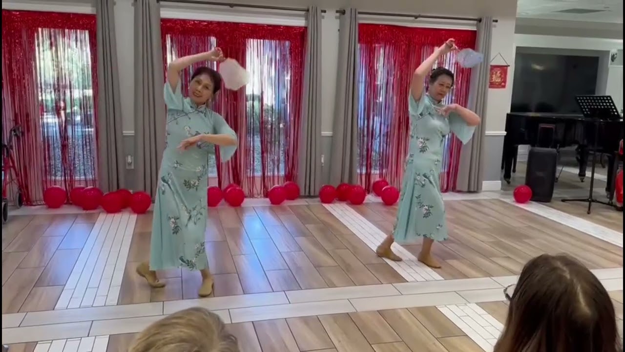 弦扬中国文化慰问美国的老人院